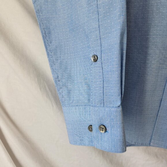 Calvin Klein Slim Fit Dress Shirt Men’s Medium Light Blue Button Up - Picture 4 of 9